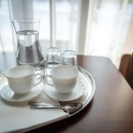 Centrum Edukacyjno-rozwojowe Pawlowice - Bezplatny Parking Bed and Breakfast Βρότσλαβ