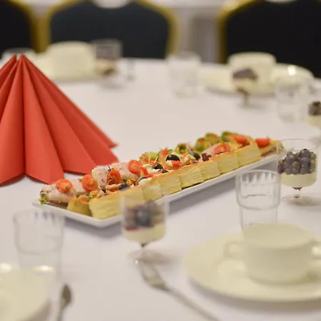 Bed and Breakfast Centrum Edukacyjno-rozwojowe Pawlowice - Bezplatny Parking