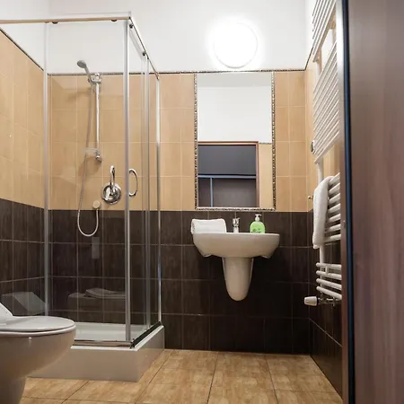 Bed and Breakfast Centrum Edukacyjno-rozwojowe Pawlowice - Bezplatny Parking Βρότσλαβ