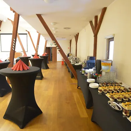 Bed and Breakfast Centrum Edukacyjno-rozwojowe Pawlowice - Bezplatny Parking