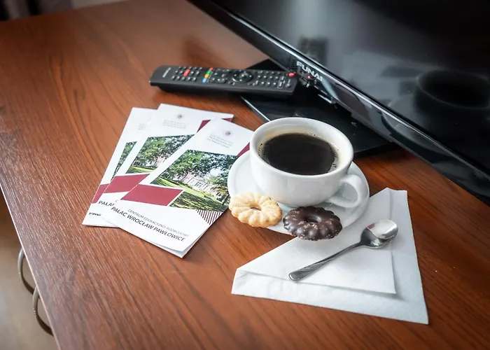 Centrum Edukacyjno-rozwojowe Pawlowice - Bezplatny Parking