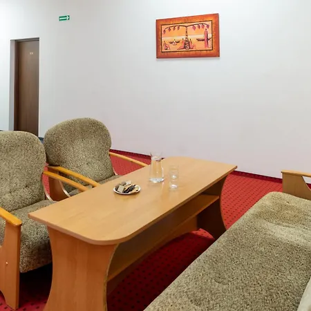 Centrum Edukacyjno-rozwojowe Pawlowice - Bezplatny Parking Oda ve Kahvaltı