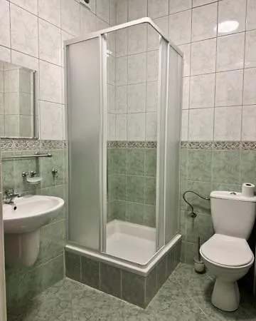 فندق مبيت وإفطار Centrum Edukacyjno-rozwojowe Pawlowice - Bezplatny Parking 3*