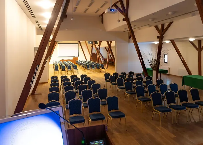 Centrum Edukacyjno-rozwojowe Pawlowice - Bezplatny Parking Breslavia