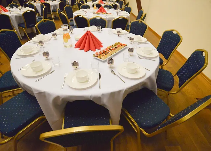 Centrum Edukacyjno-rozwojowe Pawlowice - Bezplatny Parking Bed & Breakfast